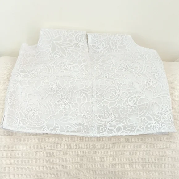 White House Black Market Floral Lace Blouse - Picture 7 of 8